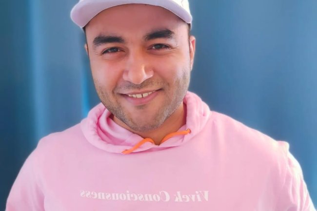 Film industry expects the bulk of hard work and pinch of luck: Actor Vivek Singh