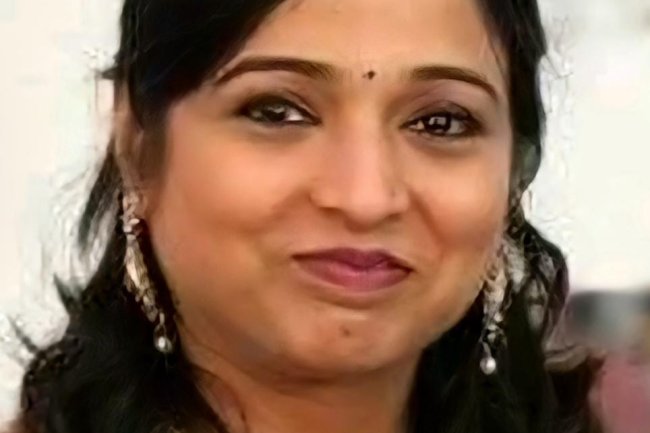 Jyotsnaa G. Bansal, an Astro-Numerologist and Reiki Master, assists people by studying Birthdate Numbers, Reiki, Crystals, and Yantras.