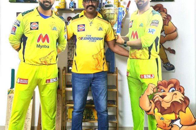 The Greatest M. S. Dhoni Fan: Praveen Balusu's Story of Following in the Footsteps of His Hero.