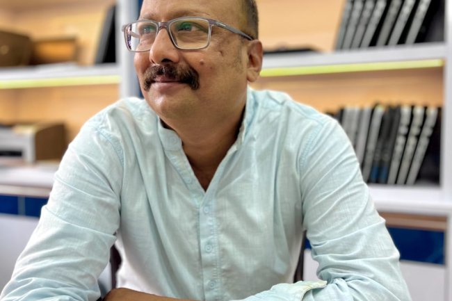 Lokesh Deshmukh: Leading the Charge in the Refurbished Laptop Market