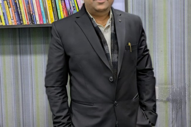 Empowering Business Growth Through Financial Expertise: The Journey of Prashant Jain