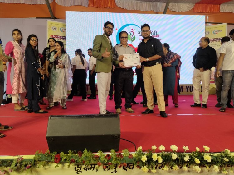 Radian Marketing Inspires Young Entrepreneurs with AI-Powered Solutions at CM Yuva Expo in Lucknow